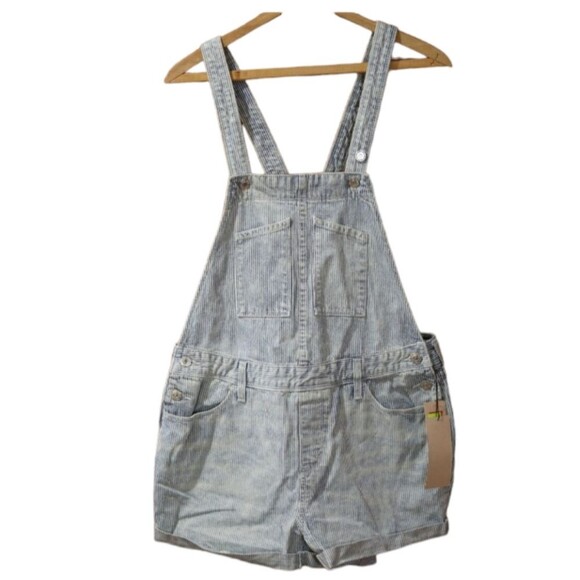 Levi’s Hickory Stripe Shortalls Overalls Crisscross Straps Juniors 13 NWT - Picture 1 of 16